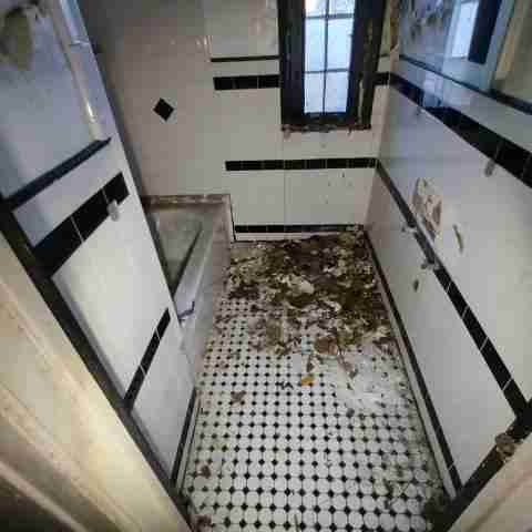 15045 manor (57).jpg